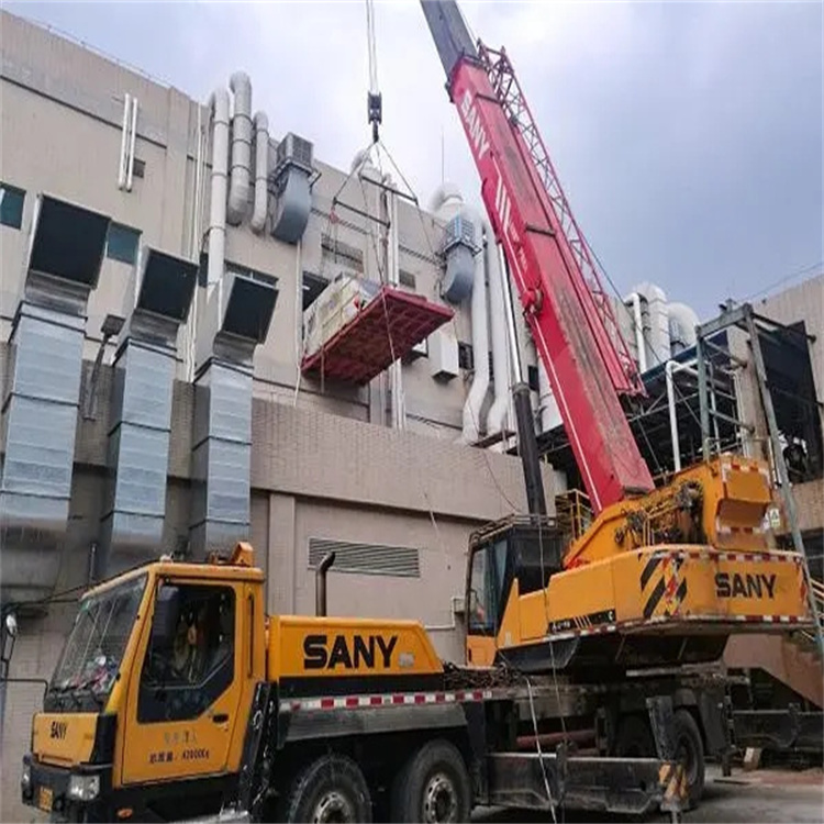 兴隆华侨农场一百吨吊车吊臂多长